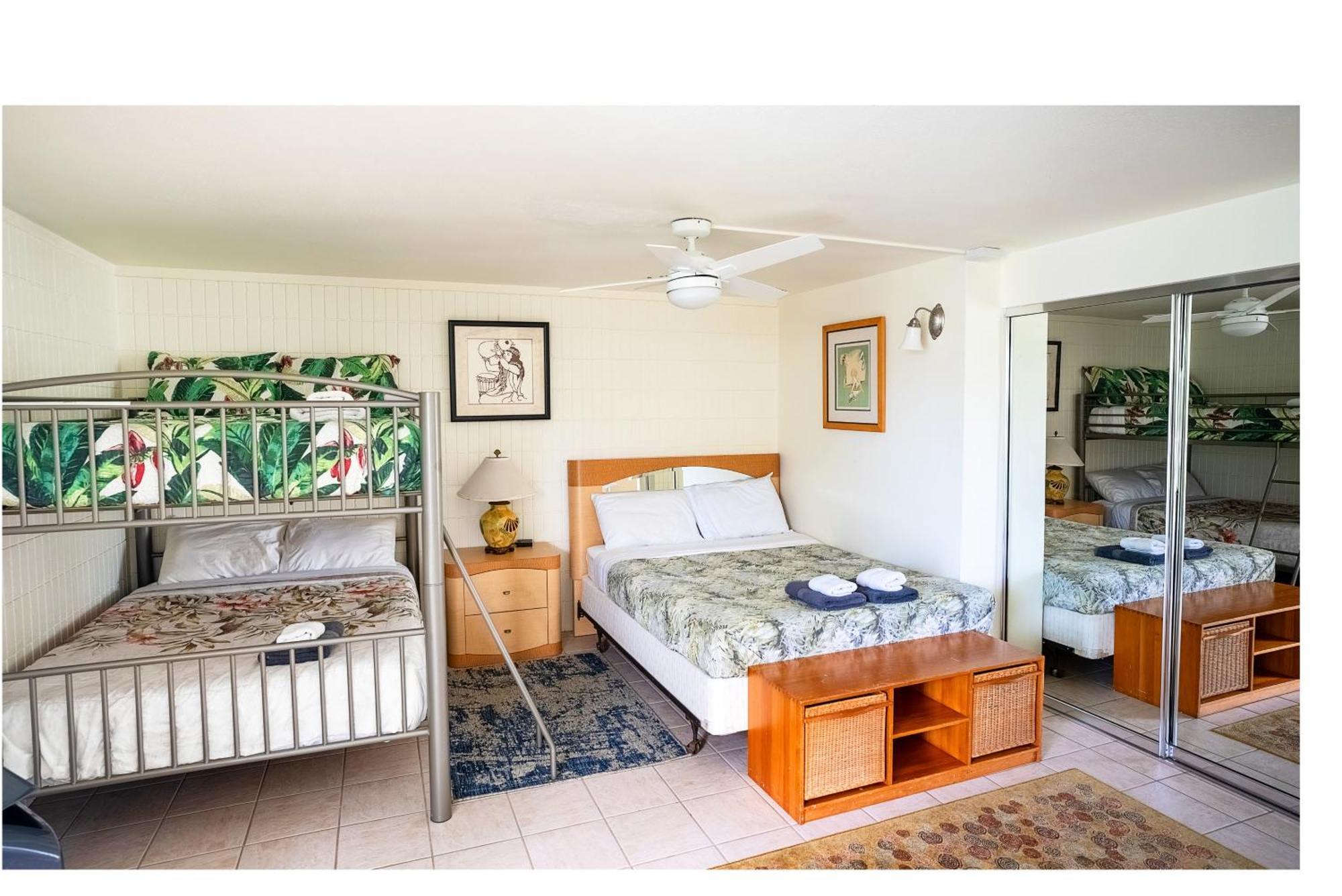 Pats At Punalu'U Aparthotel Hau'ula Exterior photo